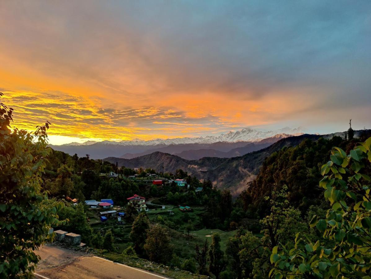 Hotel The Bunker House Chopta Exterior foto